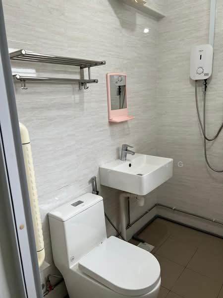 148 Simei Street 1, 148 Simei Street 1, 3 Bedrooms, 904 sqft, HDB Flat For Sale, by Lee Wee Peng, 500064069 - Bathroom - PropertyGuru.com.sg
