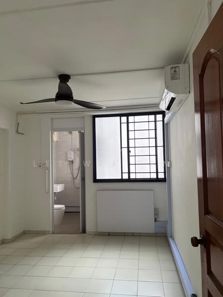 148 Simei Street 1, 148 Simei Street 1, 3 Bedrooms, 904 sqft, HDB Flat For Sale, by Lee Wee Peng, 500064069 - Master Bedroom - PropertyGuru.com.sg