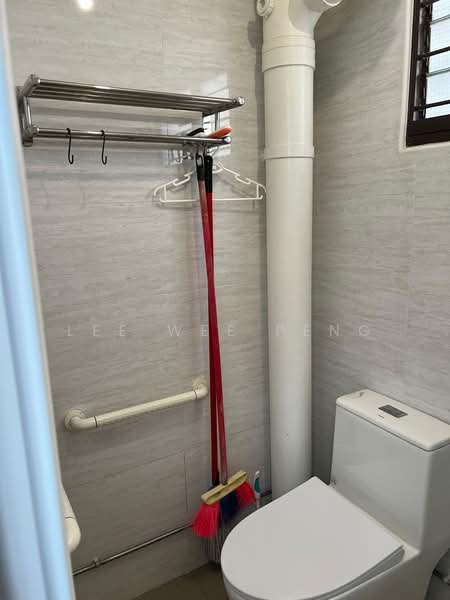 148 Simei Street 1, 148 Simei Street 1, 3 Bedrooms, 904 sqft, HDB Flat For Sale, by Lee Wee Peng, 500064069 - Bathroom - PropertyGuru.com.sg
