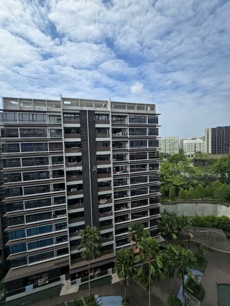 D'Nest Condominium For Sale at S$ 2,300,000 | PropertyGuru Singapore - Exterior
