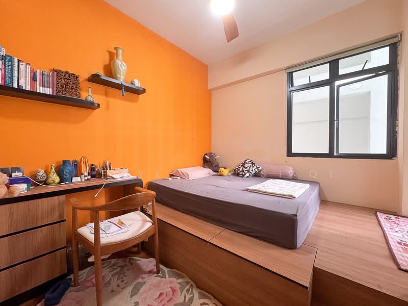 Regentville Condominium For Sale at S$ 1,600,000 | PropertyGuru Singapore - Bedroom