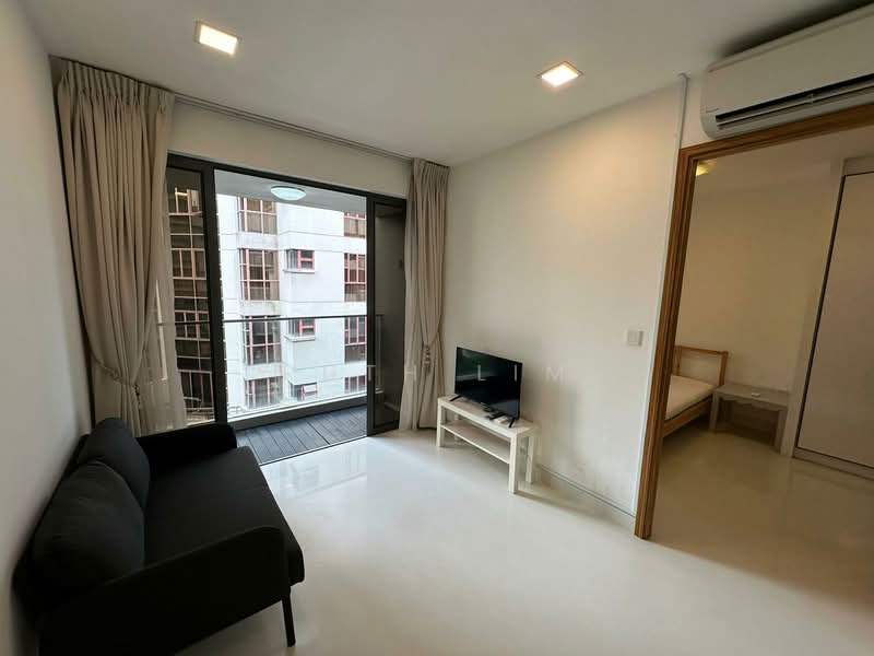 RV Edge Condominium For Sale at S$ 958,000 | PropertyGuru Singapore - Living Room