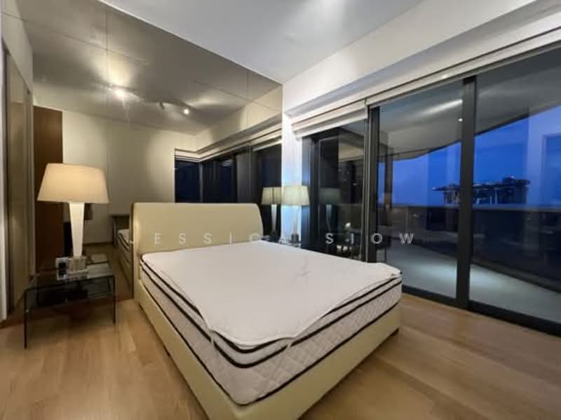 Marina Bay Suites Apartment For Sale at S$ 6,000,000 | PropertyGuru Singapore - Bedroom