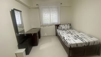 For Rent - 114 Jurong East Street 13