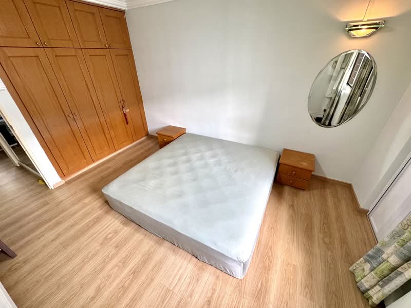 141 Bishan Street 12 HDB Flat For Sale at S$ 698,000 | PropertyGuru Singapore - Bedroom
