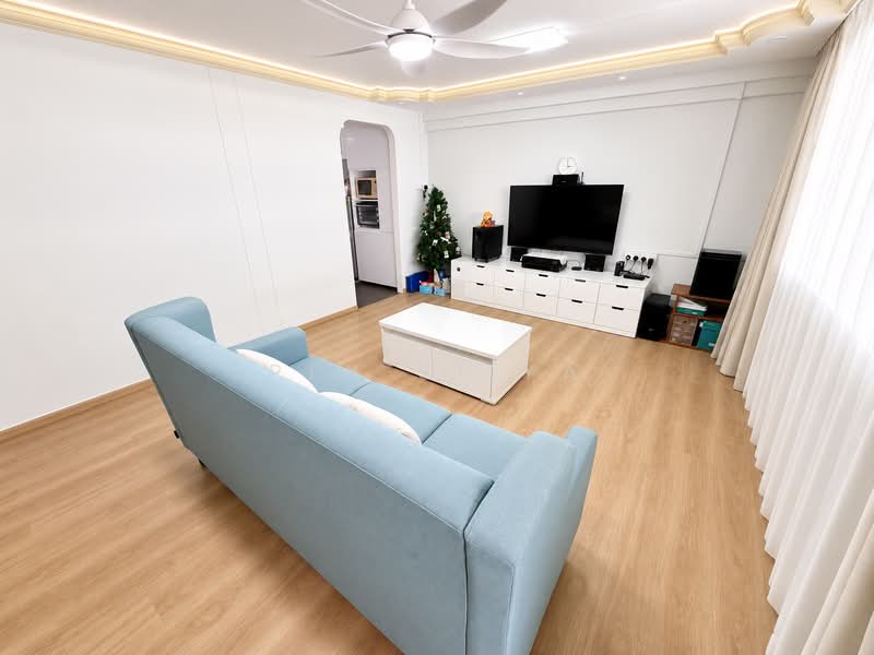 141 Bishan Street 12, 141 Bishan Street 12, 3 Bedrooms, 904 sqft, HDB Flat For Sale, by Pey Si Ya, 500064121 - Living Room - PropertyGuru.com.sg