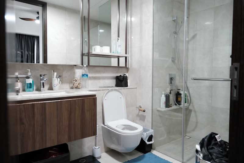 JadeScape, 314 Shunfu Road, 3 Bedrooms, 1,012 sqft, Condominium For Rent, by Lay Hoon Grace Ser, 500064127 - Bathroom - PropertyGuru.com.sg