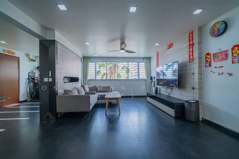 532 Hougang Avenue 6, 532 Hougang Avenue 6, 3 Bedrooms, 1,302 sqft, HDB Flat For Sale, by Ong Chun Pheng (CP), 500064142 - Living Room - PropertyGuru.com.sg