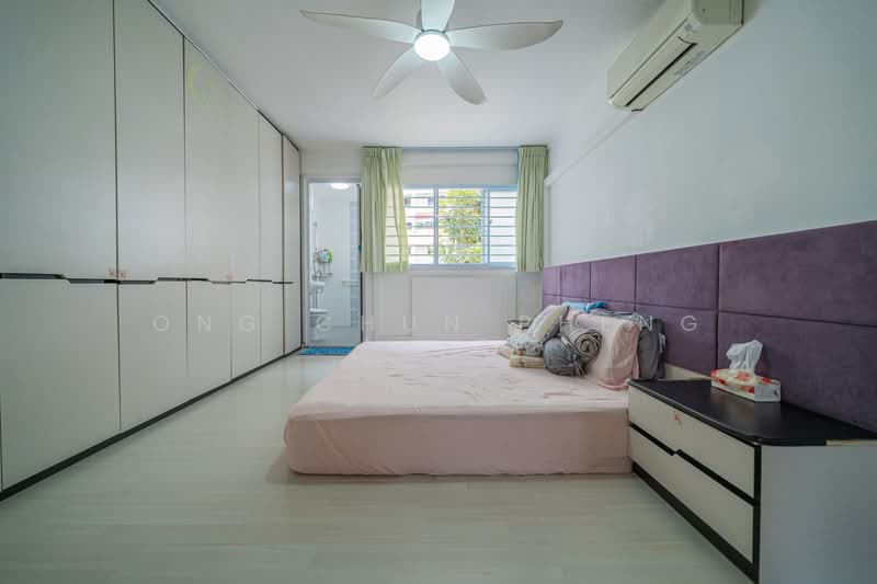 532 Hougang Avenue 6, 532 Hougang Avenue 6, 3 Bedrooms, 1,302 sqft, HDB Flat For Sale, by Ong Chun Pheng (CP), 500064142 - Master Bedroom - PropertyGuru.com.sg