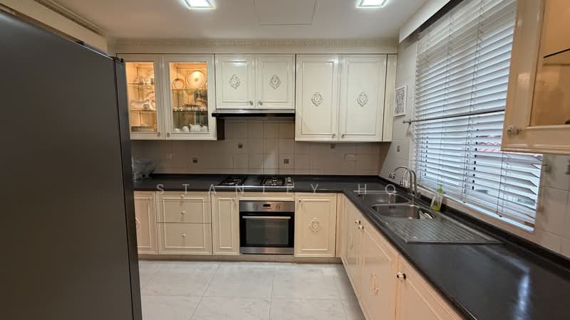 Costa Rhu, 1 Rhu Cross, 3 Bedrooms, 1,399 sqft, Condominium For Rent, by Stanley Ho, 500064152 - Kitchen - PropertyGuru.com.sg