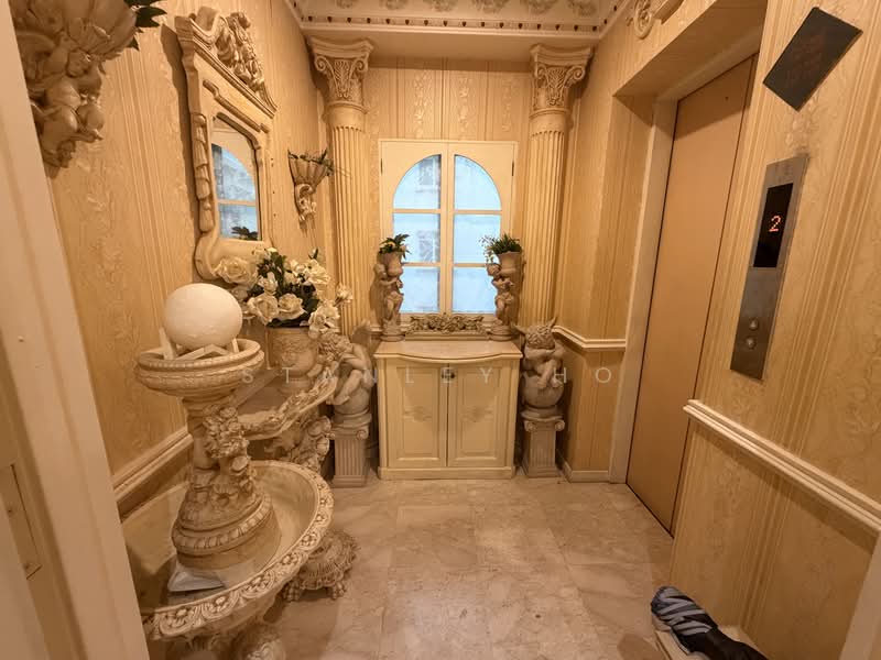 Costa Rhu, 1 Rhu Cross, 3 Bedrooms, 1,399 sqft, Condominium For Rent, by Stanley Ho, 500064152 - Entrance - PropertyGuru.com.sg