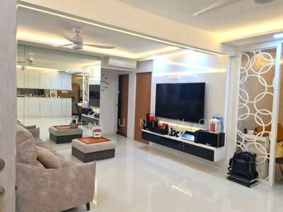 For Sale - 403 Pandan Gardens