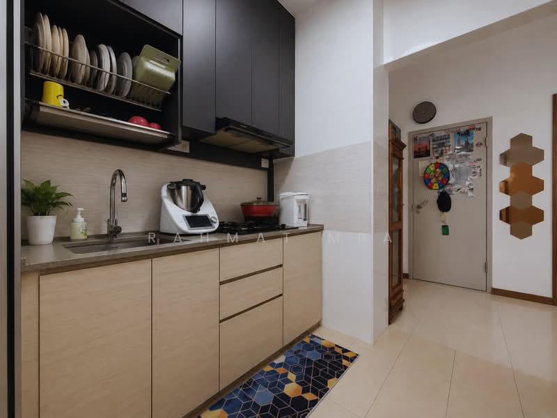 409A Northshore Drive, 409A Northshore Drive, 2 Bedrooms, 721 sqft, HDB Flat For Sale, by Rahmat MBA, 500064163 - Kitchen - PropertyGuru.com.sg