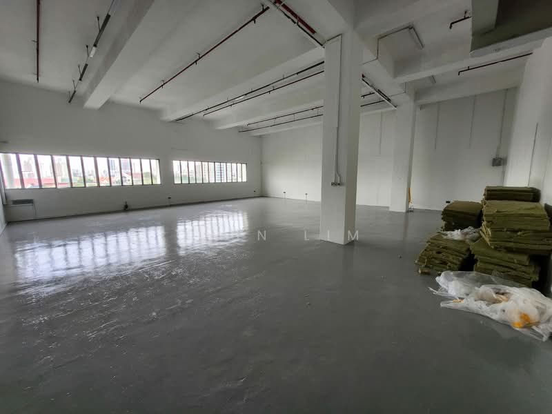 Foo Wah Industrial Building, 45 Jalan Pemimpin, 2,200 sqft, Light Industrial (B1) For Rent, by Ho Juat Keng, 500064174 - Interior - CommercialGuru.com.sg
