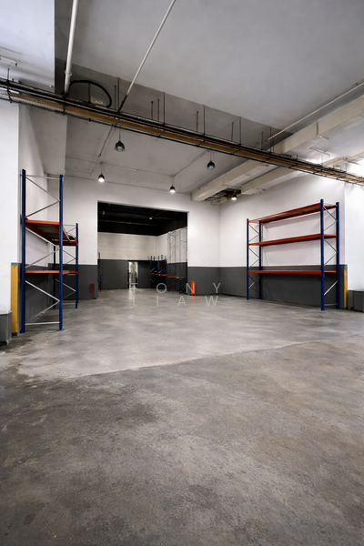 Wcega Plaza, 1 Bukit Batok Crescent, 3,229 sqft, Light Industrial (B1) For Sale, by Tony Liaw, 500064175 - Interior - CommercialGuru.com.sg