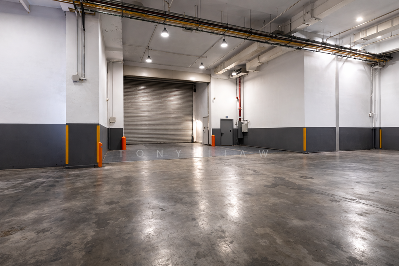 Wcega Plaza, 1 Bukit Batok Crescent, 3,229 sqft, Light Industrial (B1) For Sale, by Tony Liaw, 500064175 - Interior - CommercialGuru.com.sg
