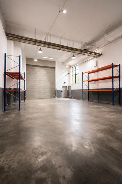 Wcega Plaza, 1 Bukit Batok Crescent, 3,229 sqft, Light Industrial (B1) For Sale, by Tony Liaw, 500064175 - Interior - CommercialGuru.com.sg