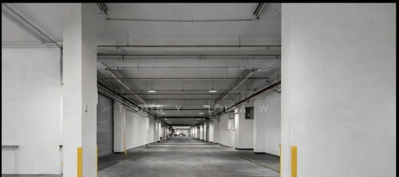 Wcega Plaza, 1 Bukit Batok Crescent, 3,229 sqft, Light Industrial (B1) For Sale, by Tony Liaw, 500064175 - Car Park - CommercialGuru.com.sg