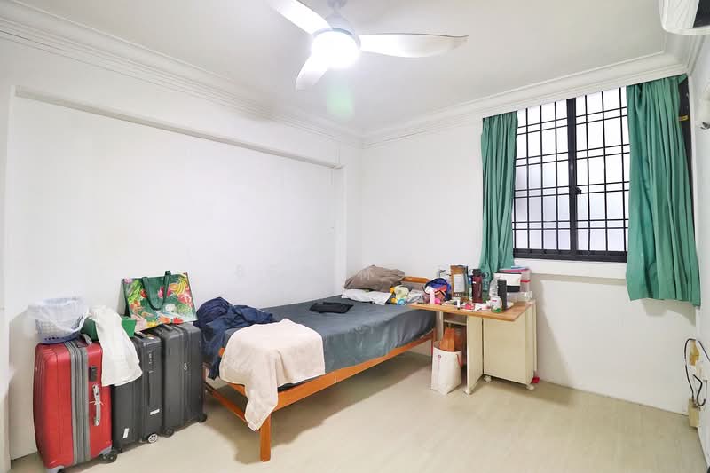 315 Ubi Avenue 1 HDB Flat For Sale at S$ 588,000 | PropertyGuru Singapore - Bedroom