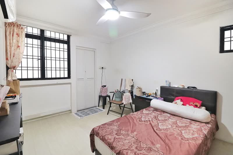 315 Ubi Avenue 1 HDB Flat For Sale at S$ 588,000 | PropertyGuru Singapore - Bedroom