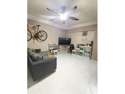 For Sale - 184C Rivervale Crescent