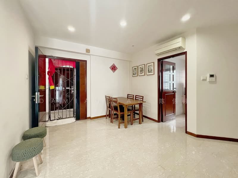 Northoaks Condominium For Sale at S$ 1,250,000 | PropertyGuru Singapore - Dining Room