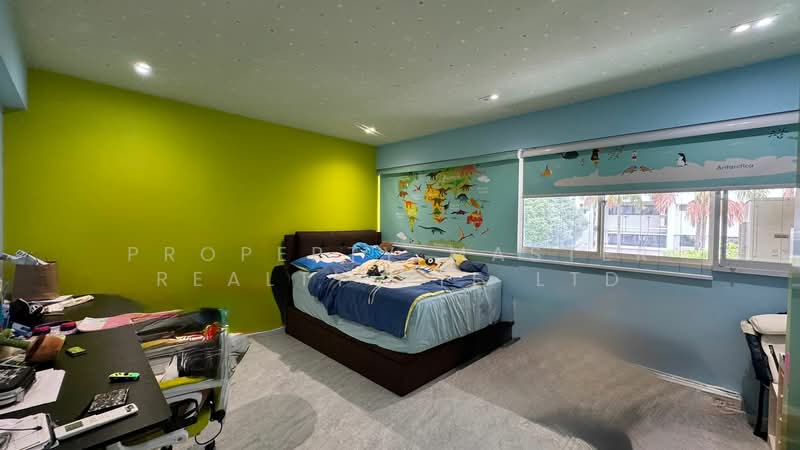 646 Hougang Avenue 8 HDB Flat For Sale at S$ 1,100,000 | PropertyGuru Singapore - Bedroom