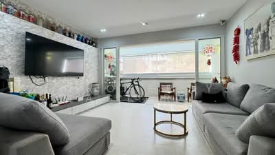 For Sale - 646 Hougang Avenue 8