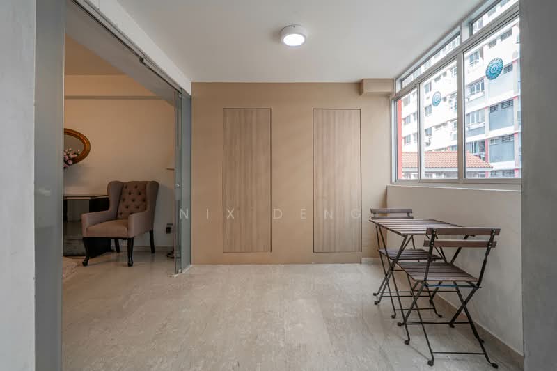 446 Hougang Avenue 8 HDB Flat For Sale at S$ 980,000 | PropertyGuru Singapore - Balcony