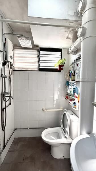 538 Ang Mo Kio Avenue 5 HDB Flat For Sale at S$ 438,888 | PropertyGuru Singapore