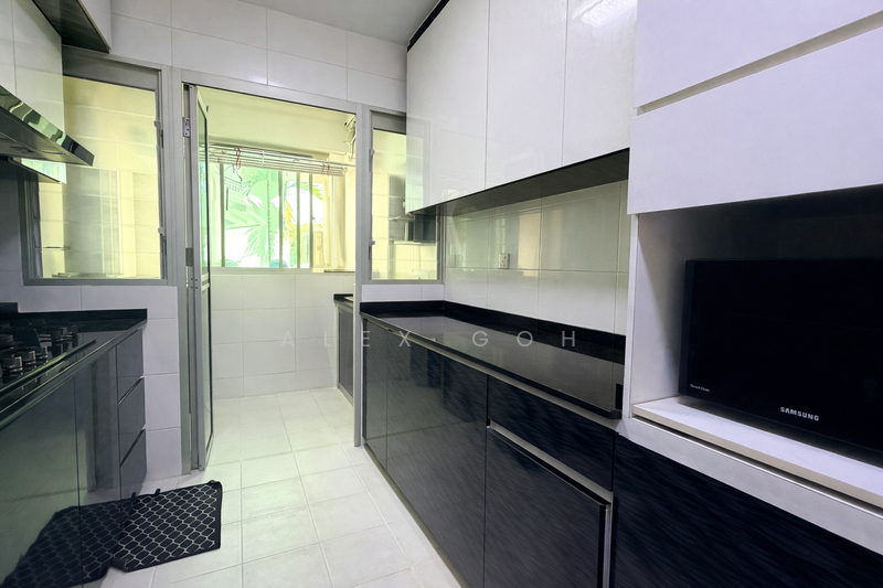 416C Fernvale Link, 416C Fernvale Link, 3 Bedrooms, 1,001 sqft, HDB Flat For Rent, by Alex Goh, 500064231 - Kitchen - PropertyGuru.com.sg