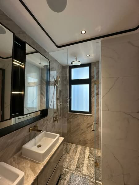 Perfect Ten, 323 Bukit Timah Road, 3 Bedrooms, 1,227 sqft, Condominium For Rent, by Christine Yap, 500064247 - Bathroom - PropertyGuru.com.sg