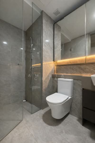 The Florence Residences Condominium For Sale at S$ 3,480,000 | PropertyGuru Singapore - Bathroom