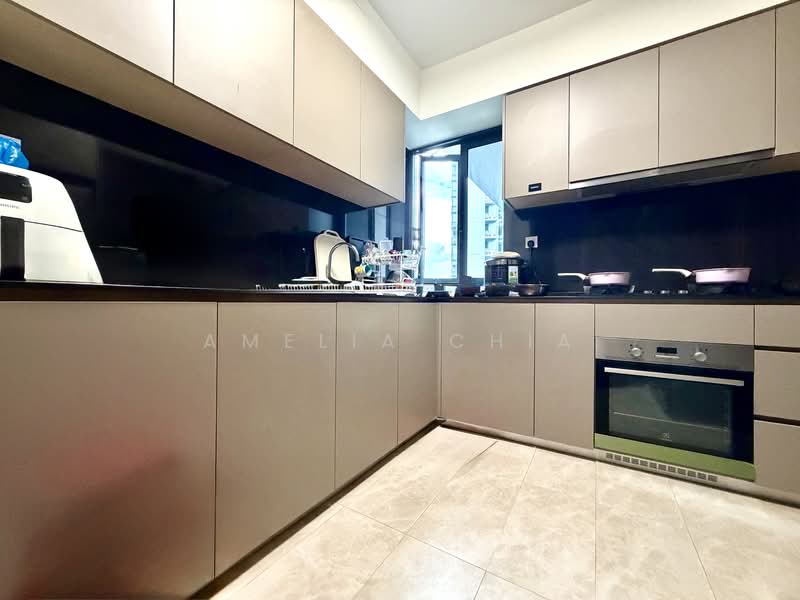 The Florence Residences Condominium For Sale at S$ 3,480,000 | PropertyGuru Singapore - Kitchen
