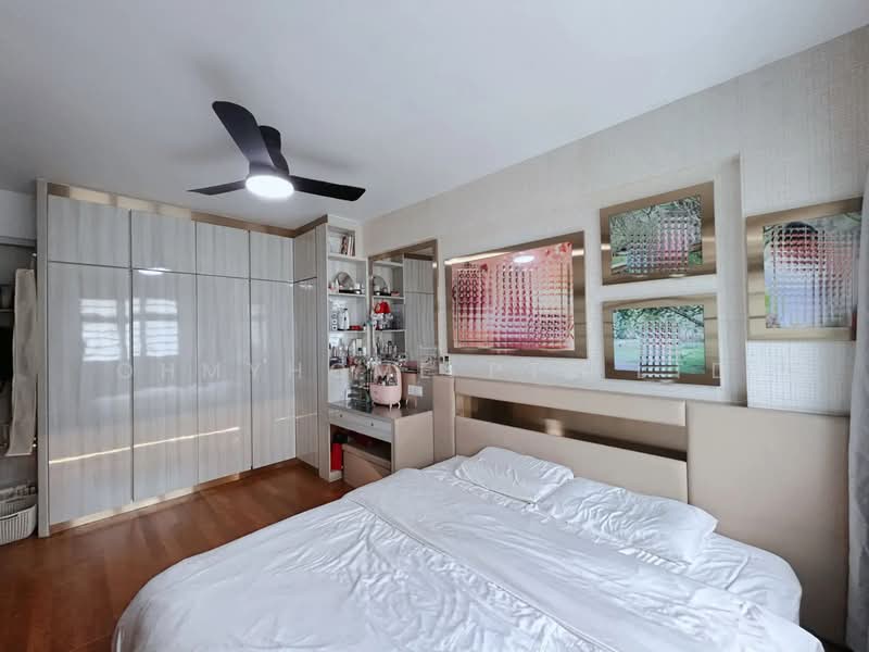 489B Choa Chu Kang Avenue 5 HDB Flat For Sale at S$ 730,000 | PropertyGuru Singapore - Bedroom