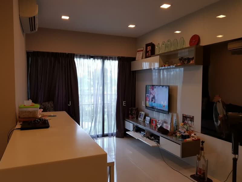 Meadows @ Peirce, 626 Upper Thomson Road, 1 Bedroom, 635 sqft, Condominium For Rent, by Janice Lim, 500064269 - Living Room - PropertyGuru.com.sg
