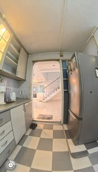 337 Jurong East Avenue 1, 337 Jurong East Avenue 1, 3 Bedrooms, 1,582 sqft, HDB Flat For Rent, by Ryan Lim, 500064270 - Kitchen - PropertyGuru.com.sg