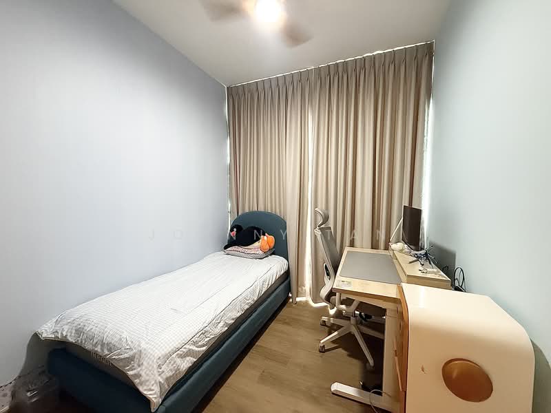 Dairy Farm Residences Condominium For Sale at S$ 2,150,000 | PropertyGuru Singapore - Bedroom