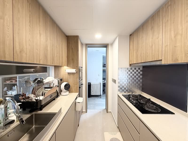 Dairy Farm Residences Condominium For Sale at S$ 2,150,000 | PropertyGuru Singapore - Kitchen