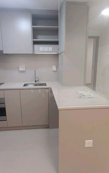 Seaside Residences Apartment For Sale at S$ 1,800,000 | PropertyGuru Singapore - Kitchen