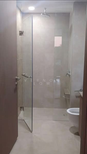 Seaside Residences Apartment For Sale at S$ 1,800,000 | PropertyGuru Singapore - Bathroom