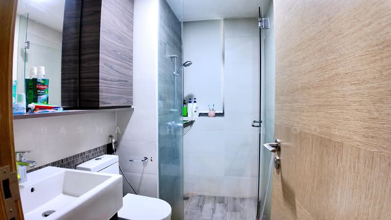 The Terrace Executive Condominium For Sale at S$ 1,888,000 | PropertyGuru Singapore - Bathroom