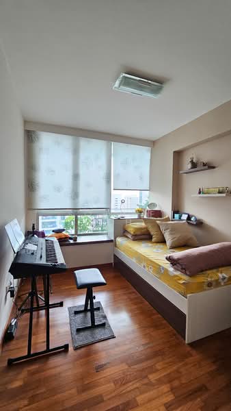 The Quartz Condominium For Sale at S$ 2,150,000 | PropertyGuru Singapore - Bedroom