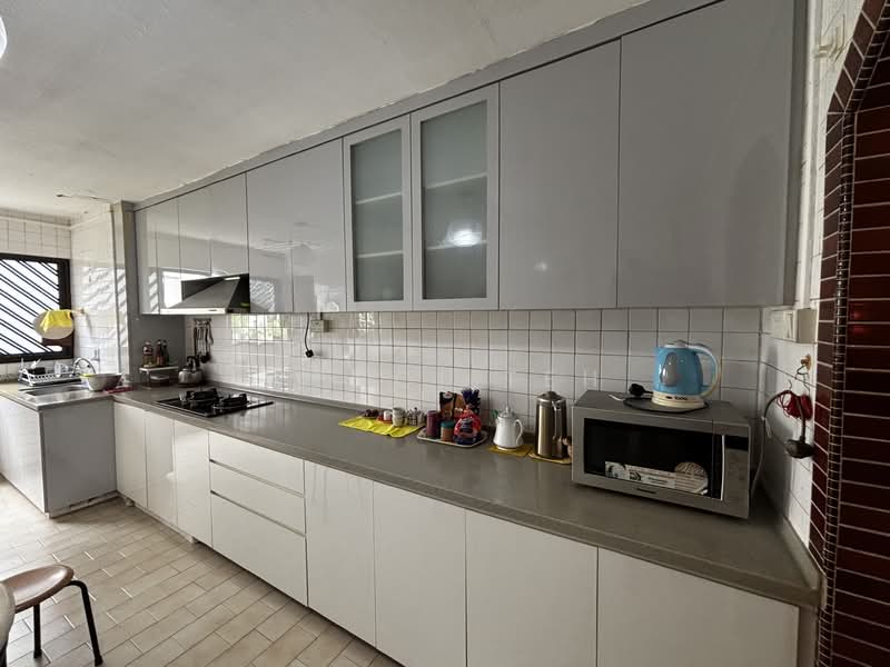 463 Jurong West Street 41 HDB Flat For Sale at S$ 420,000 | PropertyGuru Singapore - Kitchen