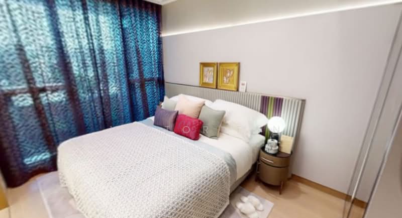 CHEAP CORE CENTRAL 2 BED Condominium For Sale at S$ 1,880,000 | PropertyGuru Singapore - Bedroom