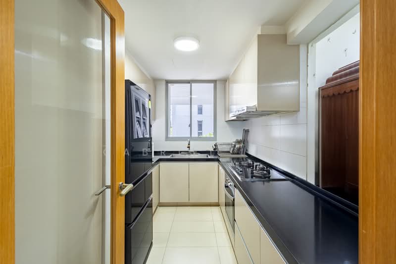 Prive Executive Condominium For Sale at S$ 1,590,000 | PropertyGuru Singapore - Kitchen