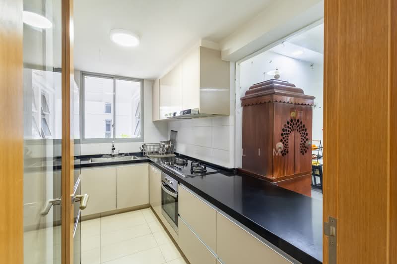 Prive Executive Condominium For Sale at S$ 1,590,000 | PropertyGuru Singapore - Kitchen