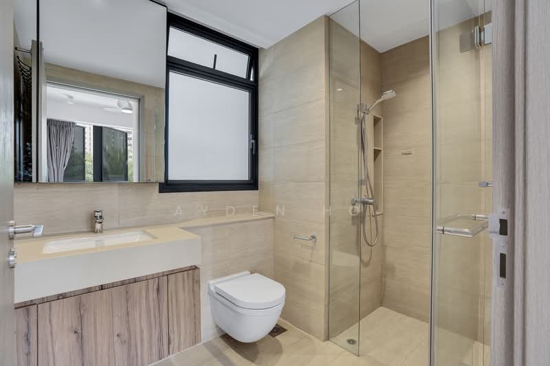 The Garden Residences, 1 Serangoon North View, 3 Bedrooms, 786 sqft, Condominium For Rent, by Ayden Ho, 500064326 - Master Bathroom - PropertyGuru.com.sg