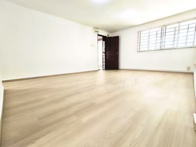 For Sale - 315 Clementi Avenue 4