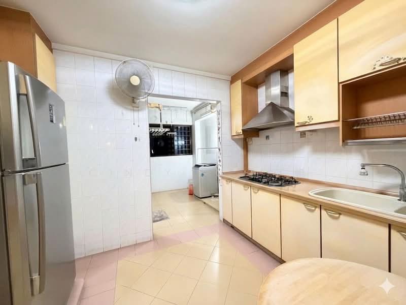 613 Woodlands Avenue 4, 613 Woodlands Avenue 4, 3 Bedrooms, 1,098 sqft, HDB Flat For Sale, by Cindy Fu 付小姐, 500064344 - Kitchen - PropertyGuru.com.sg